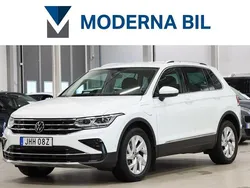 Vit Begagnad 2022 VW Tiguan Elegance SUV | 329 400 kr (Bra pris)