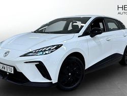 Vit (white) Begagnad 2023 MG MG4 EV Halvkombi | 259 900 kr (Marknadspris)
