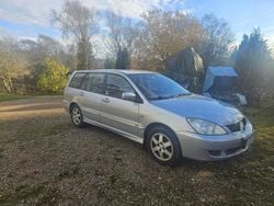 Silver Begagnad 2007 Mitsubishi Lancer Invite Kombi | 12 000 kr (Bra pris)