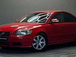 Röd Begagnad 2007 Volvo S40 Summum Sedan | 49 900 kr (Marknadspris)