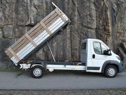 Vit Begagnad 2018 Peugeot Boxer Van | 218 000 kr (Lite dyr)