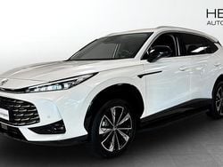 Vit (white) Ny 2024 MG HS Luxury SUV | 419 990 kr (Marknadspris)
