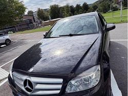 Svart Begagnad 2008 Mercedes C200 Avantgarde Sedan | 75 000 kr (Bra pris)