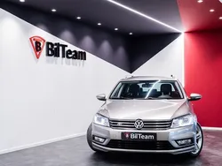 Ljusbrun (brun) Begagnad 2014 VW Passat R-line Kombi | 154 900 kr (Marknadspris)