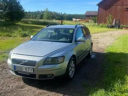 Silver Begagnad 2006 Volvo V50 Kombi | 22 000 kr (Marknadspris)