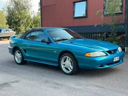 Ljusblå Begagnad 1995 Ford Mustang GT Convertible Cab | 149 900 kr