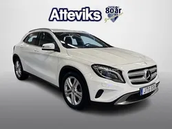 Vit Begagnad 2015 Mercedes GLA200 SUV | 169 900 kr (Bra pris)