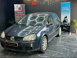 Mörkblå Begagnad 2005 VW Golf V Trendline Halvkombi | 34 900 kr (Marknadspris)