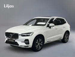 Vit Begagnad 2023 Volvo XC60 Core SUV | 419 900 kr (Bra pris)