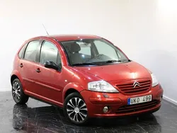 Mörkröd Begagnad 2003 Citroën C3 Halvkombi | 39 900 kr (Lite dyr)