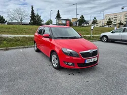 Röd Begagnad 2015 Skoda Fabia Halvkombi | 70 000 kr (Marknadspris)