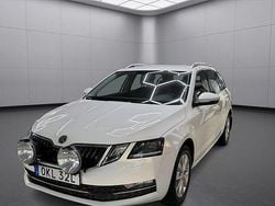 Vit Begagnad 2020 Skoda Octavia Style Kombi | 197 500 kr (Superpris)