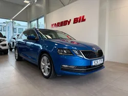 Blå Begagnad 2017 Skoda Octavia Style Kombi | 118 900 kr (Bra pris)