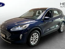Blå (blue) Begagnad 2022 Ford Kuga Titanium SUV | 259 900 kr (Marknadspris)