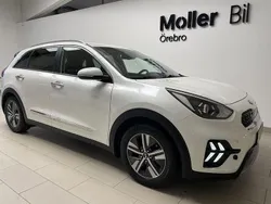 Vit Begagnad 2020 Kia Niro Plus SUV | 219 000 kr (Marknadspris)