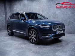 Mörkblå Begagnad 2022 Volvo XC90 Plus SUV | 648 800 kr (Bra pris)