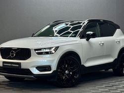Vit Begagnad 2021 Volvo XC40 Momentum SUV | 359 900 kr (Lite dyr)