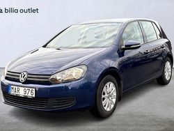 Mörkblå Begagnad 2011 VW Golf VII Halvkombi | 124 900 kr (Marknadspris)