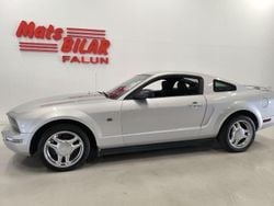 Silver Begagnad 2006 Ford Mustang Sportkupé | 119 900 kr (Marknadspris)