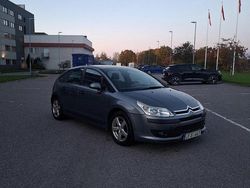 Grå Begagnad 2008 Citroën C4 Halvkombi | 26 900 kr (Marknadspris)