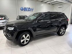 Svart Begagnad 2015 Jeep Grand Cherokee SUV | 199 900 kr (Marknadspris)