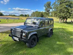 Grå Begagnad 2011 Land Rover Defender SUV | 500 000 kr (Dyr)