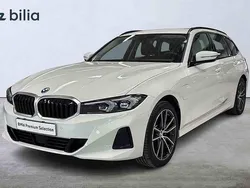 Vit Begagnad 2025 BMW 330e Shadowline Kombi | 489 900 kr