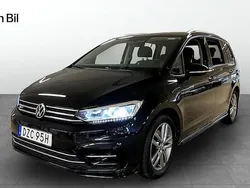 Svart Begagnad 2021 VW Touran R-line Minibuss | 339 800 kr (Lite dyr)