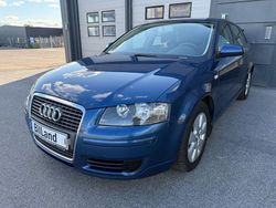 Ljusblå (blå) Begagnad 2008 Audi A3 Sportback Attraction Halvkombi | 47 900 kr (Marknadspris)