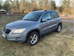 Grå Begagnad 2008 VW Tiguan Track & Field SUV | 49 999 kr (Bra pris)