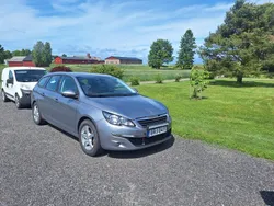 Grå Begagnad 2014 Peugeot 308 Kombi | 96 000 kr (Marknadspris)