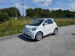 Vit Begagnad 2009 Toyota iQ Halvkombi | 42 000 kr (Marknadspris)