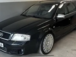 Svart Begagnad 2000 Audi S6 Kombi | 115 000 kr