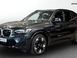 Grå (grey) Begagnad 2022 BMW iX3 M Sport SUV | 429 900 kr (Marknadspris)