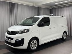 Vit Begagnad 2022 Opel Vivaro-e Combi Van | 337 375 kr (Lite dyr)