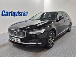 Svart Begagnad 2023 Volvo V90 Core Kombi | 369 000 kr (Marknadspris)
