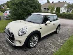 Vit Begagnad 2016 Mini Cooper Chili Halvkombi | 139 000 kr (Superpris)