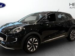 Svart (black) Begagnad 2022 Ford Puma Titanium Halvkombi | 199 900 kr (Marknadspris)