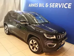 Svart Begagnad 2018 Jeep Compass Limited SUV | 159 900 kr (Marknadspris)