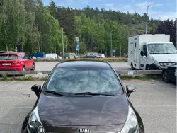Brun Begagnad 2014 Kia Rio Halvkombi | 80 000 kr (Bra pris)