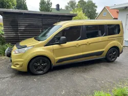 Gul Begagnad 2014 Ford Grand Tourneo Connect Minibuss | 38 000 kr