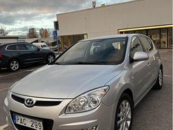 Silver Begagnad 2008 Hyundai i30 Halvkombi | 64 000 kr (Marknadspris)