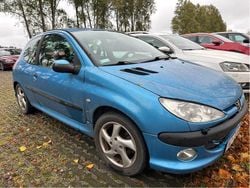Blå Begagnad 2003 Peugeot 206 Halvkombi | 7 000 kr (Superpris)