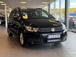 Svart Begagnad 2018 VW Touran Minibuss | 164 900 kr (Bra pris)