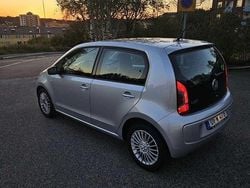 Silver Begagnad 2016 VW up! Halvkombi | 60 000 kr (Marknadspris)