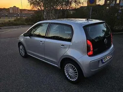 Silver Begagnad 2016 VW up! Halvkombi | 62 500 kr (Marknadspris)