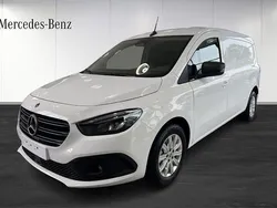 Vit (white) Ny 2025 Mercedes Citan 110 Edition Van | 361 125 kr (Marknadspris)