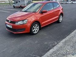 Orange Begagnad 2012 VW Polo Halvkombi | 50 000 kr (Marknadspris)