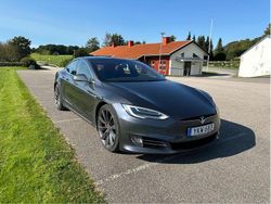 Grå Begagnad 2018 Tesla Model S Performance Sedan | 380 000 kr