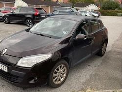 Brun Begagnad 2012 Renault Mégane III Halvkombi | 39 000 kr (Bra pris)